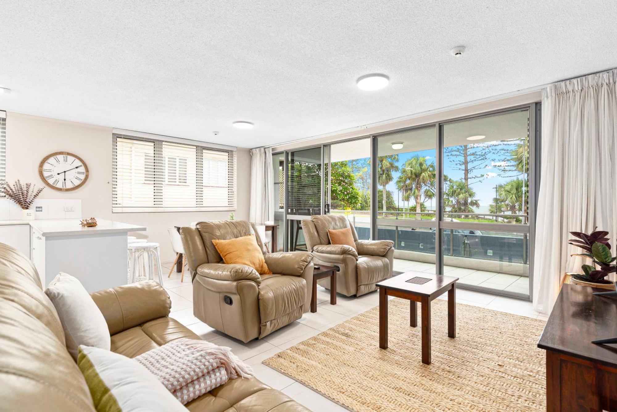 מולולאבה Northwind Beachfront Apartments מראה חיצוני תמונה